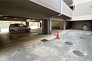 敷地内駐車場（屋内平面式）