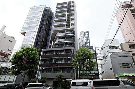 物件の外観（東方向から側から）［2026年7月9日撮影］