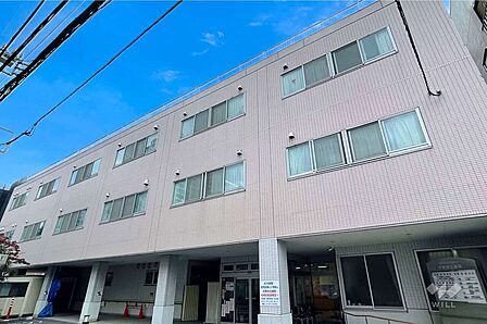 中野共立病院の外観