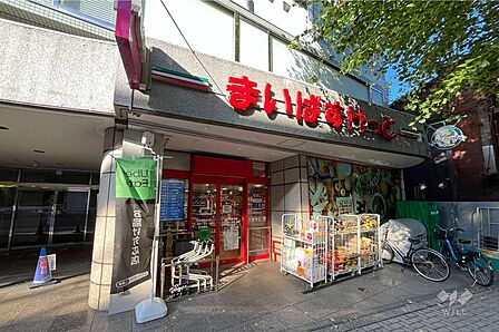 まいばすけっと(代田橋駅北店)の外観