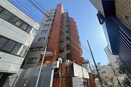 新宿オリンピックマンションの外観(北側から)