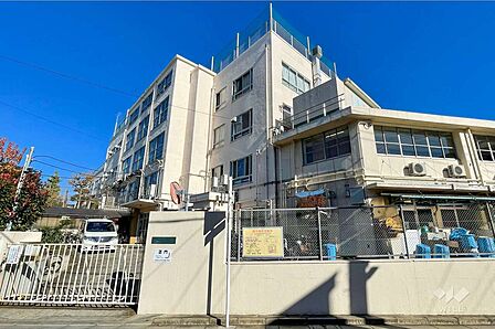 平和の森小学校[公立]の外観