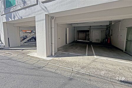 敷地内駐車場(屋内平面式)