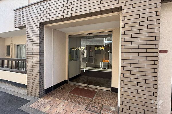 エントランスを拡大表示
