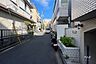 その他：敷地西側の前面道路