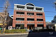 現在賃貸中のお部屋です。表面利回り約5.5%。投資用としてご検討くださいませ。