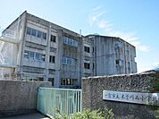 木曽川西小学校 570m