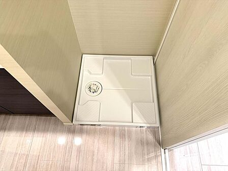 洗濯機防水パン新規交換設置しました。