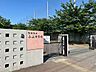 周辺：町田市立小山中学校 490m
