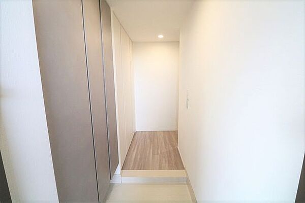 玄関を拡大表示