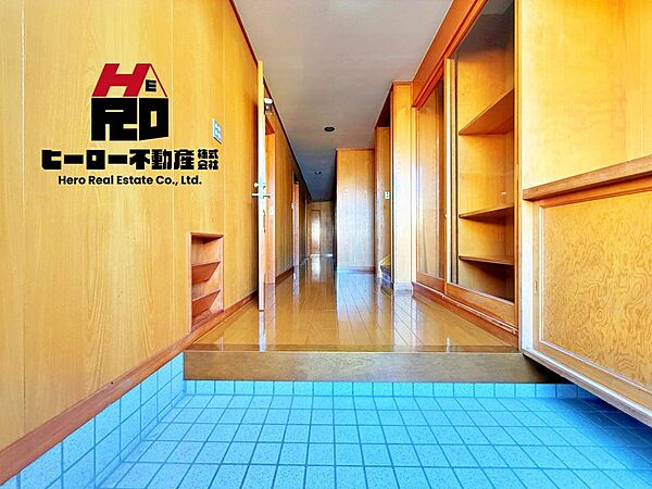 玄関を拡大表示