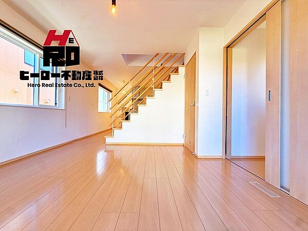 リビング/ダイニングを拡大表示