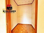 暮らし心地を大きく左右する収納を、適材適所に配置し使い勝手を考慮してあります。空間を余すところなく有効利用した収納は生活空間をより上質なものにしてくれるでしょう。