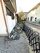 建物東面：道路側撮影
