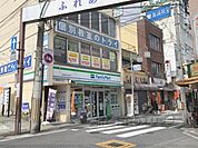 ファミリーマート　近鉄郡山駅前店まで250メートル