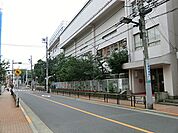 地域に根ざす学校で年がら年中地域の行事に駆り出されていました。文化祭や音楽会や運動会は本当に感動するぐらいに生徒が頑張っていました。