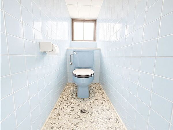 トイレを拡大表示