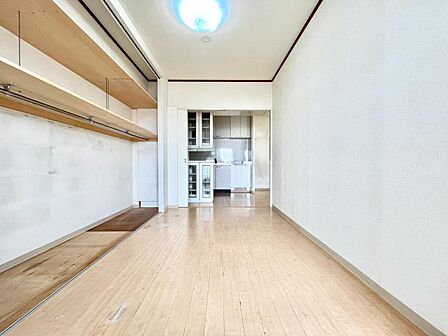 クローゼットの付いたお部屋です。