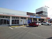 新生堂薬局御井店まで440m