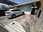 ２、３台駐車可能です♪