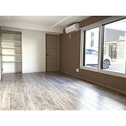 グランドサクセスピスタ 1階2LDKのリビング/ダイニング