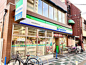 ファミリーマート 吹田栄通り商店会店 308m