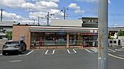 セブンイレブン吹田泉町2丁目店 440m