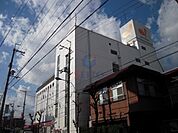 グルメシティ 212m