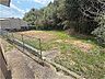 外観：奥にある土地は112坪の広さです。家庭菜園用地や果樹園などに