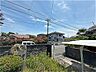 周辺：敷地内から南東方向への写真です。午前中から陽当たり良好です。
