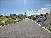 前面道は南面道路で幅6ｍのいわき市道です。