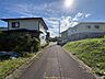 外観：敷地東側幅員4ｍ私道。