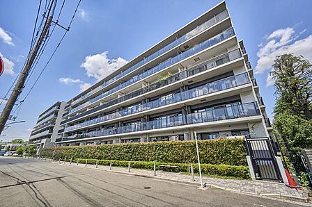 「長期優良住宅」「耐震等級2」の安心のマンション！大切なペットとお住まいいただけます。