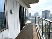 2面バルコニーを採用し、各居室開放的です。