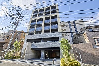 外観:2023年5月築、JR京浜東北線・武蔵野線「南浦和」駅徒歩10分の立地。 外観:2023年5月築、JR京浜東北線・武蔵野線「南浦和」駅徒歩10分の立地。