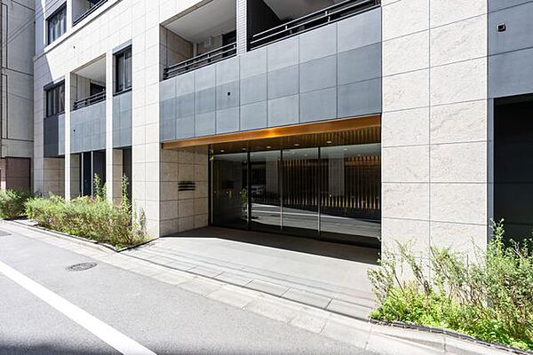 エントランスを拡大表示