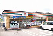 コンビニ「セブンイレブン 宇都宮石井南店まで652m」