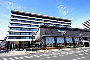 銀行「足利銀行本店まで1036m」