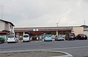 コンビニ「セブンイレブン 下野白沢店まで748m」