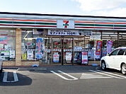 コンビニ「セブンイレブン 下野氏家勝山店まで1038m」