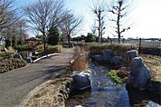 公園「上河内せせらぎ公園まで338m」