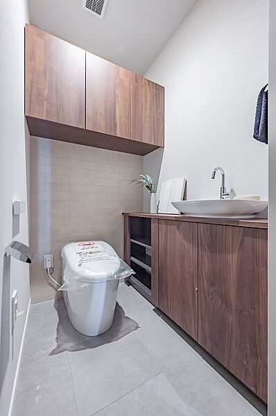トイレを拡大表示