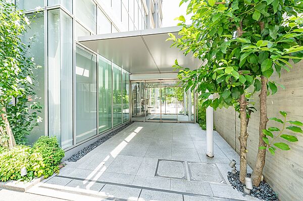 エントランスを拡大表示