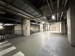駐車場　35000円〜60000円　空き状況は担当までご確認ください。