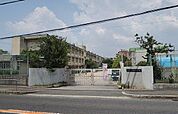 松原市立布忍小学校 510m