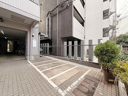 2026年7月撮影(バイク置場)
