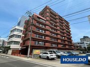 2026年3月に水回り・内装を含むフルリフォーム完了。南西角部屋で陽当たり・通風良好、2面バルコニーが魅力の3LDKです