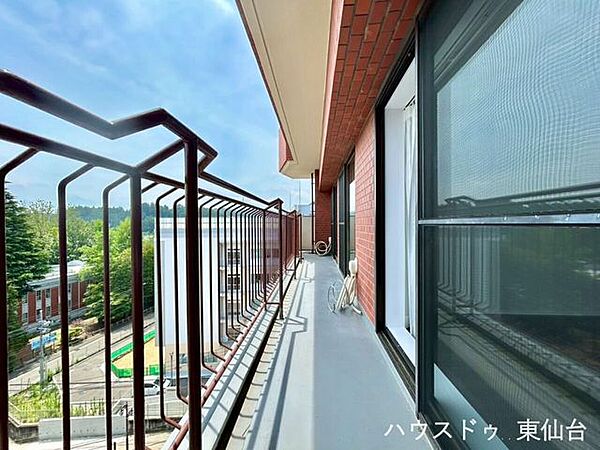 バルコニーを拡大表示