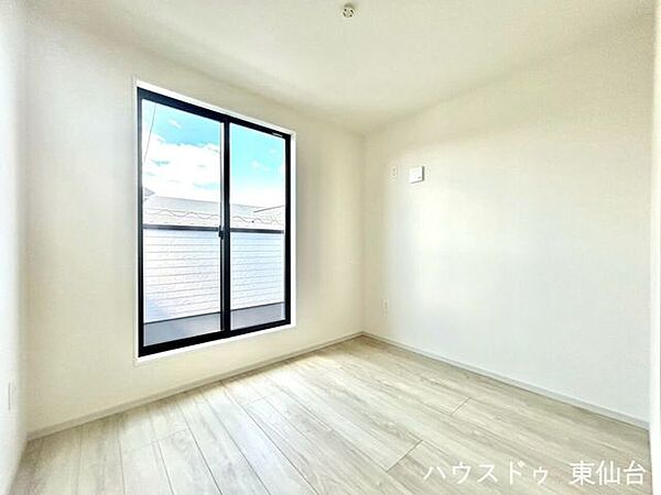 洋室を拡大表示