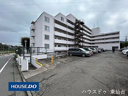 大町西公園駅徒歩5分!水回り新品交換のリフォーム済マンション